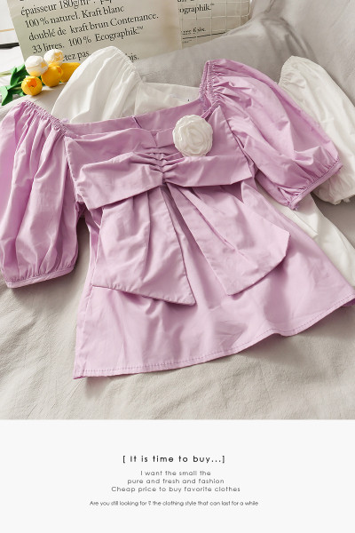 Naiste 3/4 varrukate ja 3D roosiga pluus