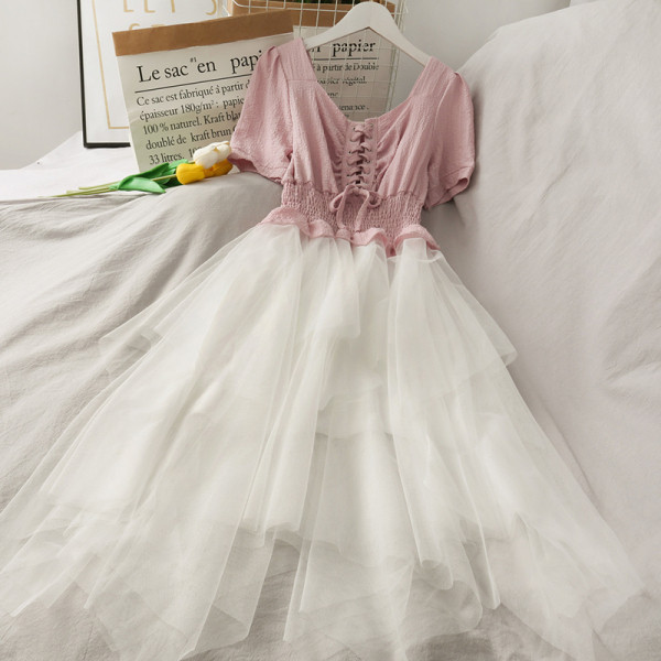 Gara sieviešu kleita ar īsām piedurknēm un tillu