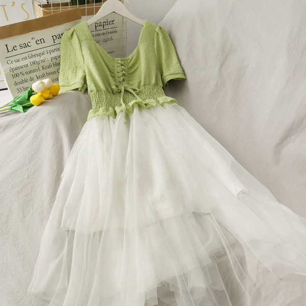 Gara sieviešu kleita ar īsām piedurknēm un tillu