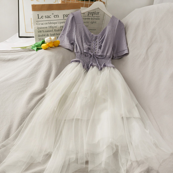 Gara sieviešu kleita ar īsām piedurknēm un tillu