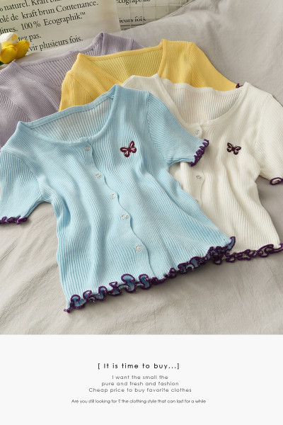 Sieviešu blūze no velveta džersija ar tauriņu izšuvumu