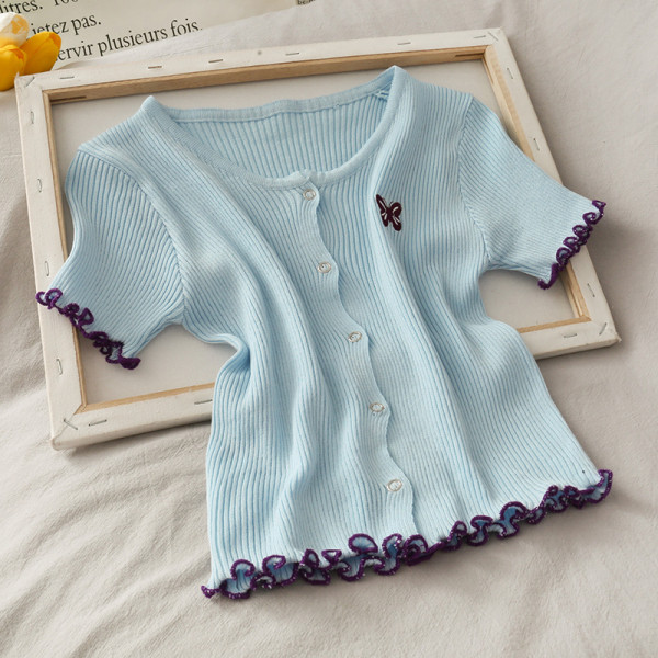 Sieviešu blūze no velveta džersija ar tauriņu izšuvumu