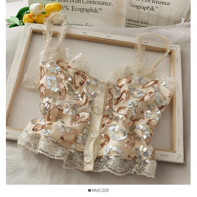 Mūsdienīgs sieviešu tops ar fliteriem un mežģīnēm