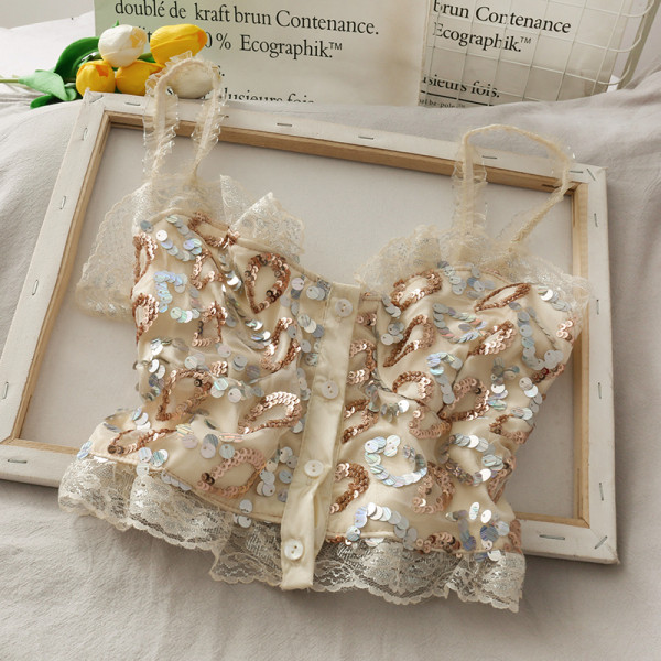 Mūsdienīgs sieviešu tops ar fliteriem un mežģīnēm