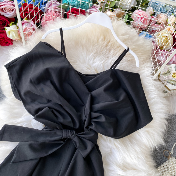 Moodne naiste lühike kombinesoon vöökohal