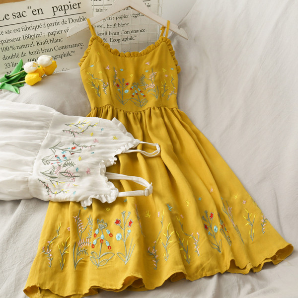 Retro naiste kleit peenikeste rihmade ja tikandiga