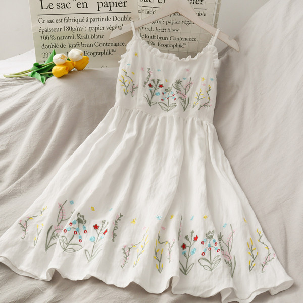 Retro naiste kleit peenikeste rihmade ja tikandiga