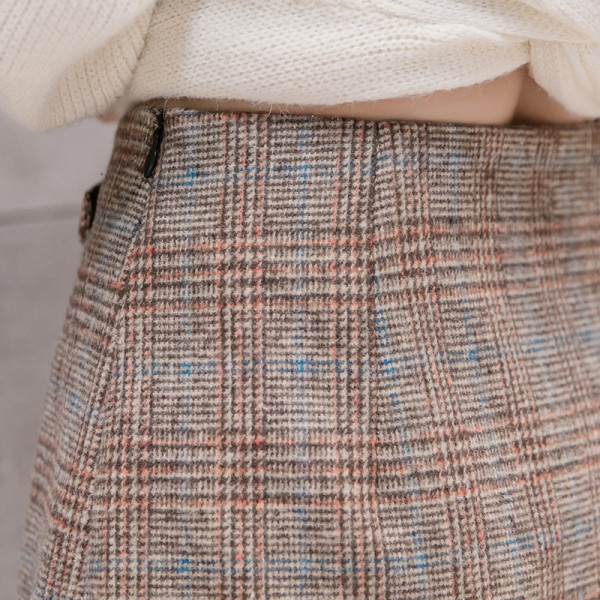 Fusta de damă retro în linie A și talie înaltă