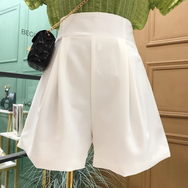 Pantaloni scurti de dama uni cu talie inalta - model larg