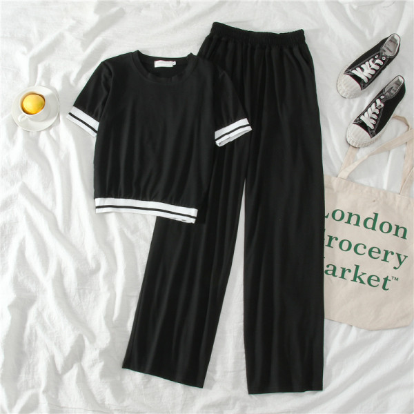 Naiste spordi-päevakomplekt kahest osast