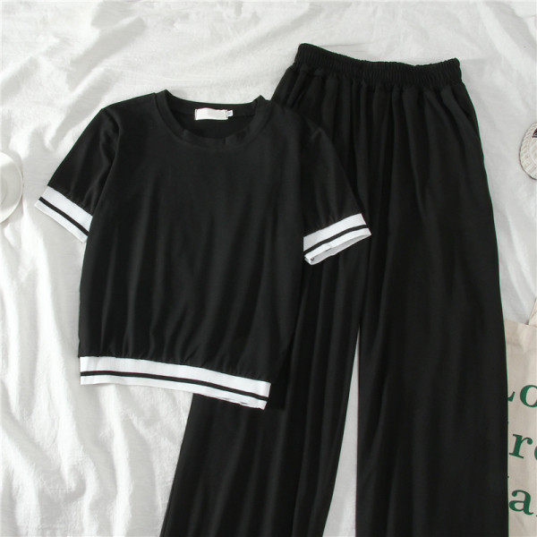 Naiste spordi-päevakomplekt kahest osast