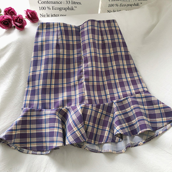 Kõrge vöökoha ja A-joonega ruuduline naiste lühike seelik