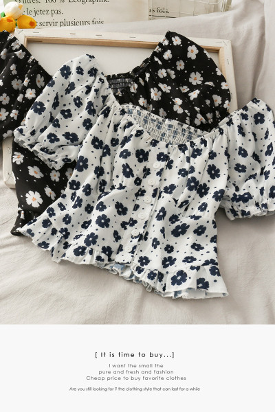 Cămașă de damă cu decolteu barcă și model floral