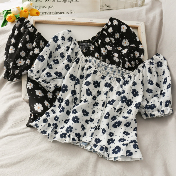 Cămașă de damă cu decolteu barcă și model floral