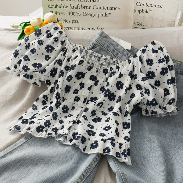 Cămașă de damă cu decolteu barcă și model floral