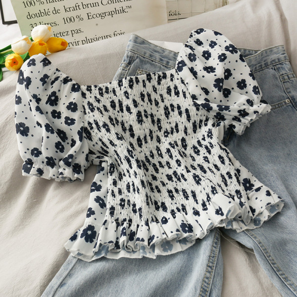 Cămașă de damă cu decolteu barcă și model floral