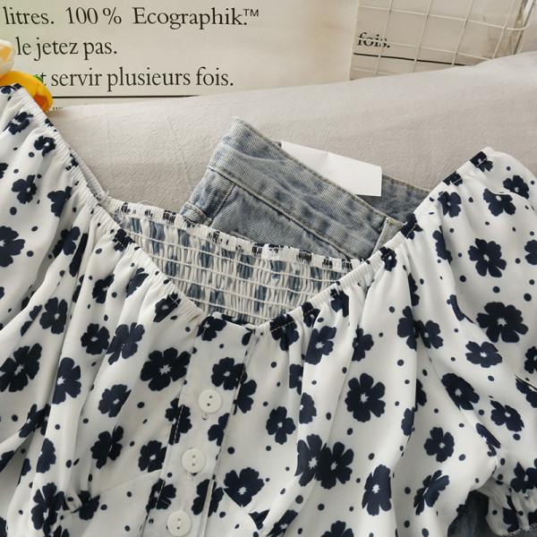 Cămașă de damă cu decolteu barcă și model floral