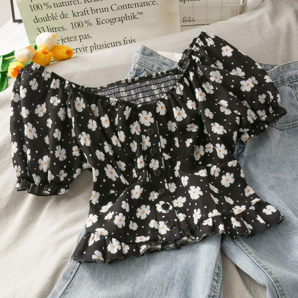 Cămașă de damă cu decolteu barcă și model floral