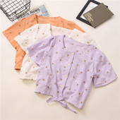 Cămașă modernă de damă cu șireturi și decolteu pătrat