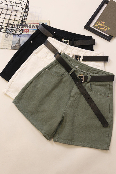 Дамски къси панталони широк модел с колан и висока талия 