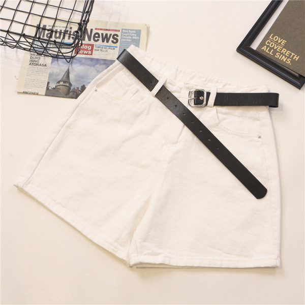 Дамски къси панталони широк модел с колан и висока талия 