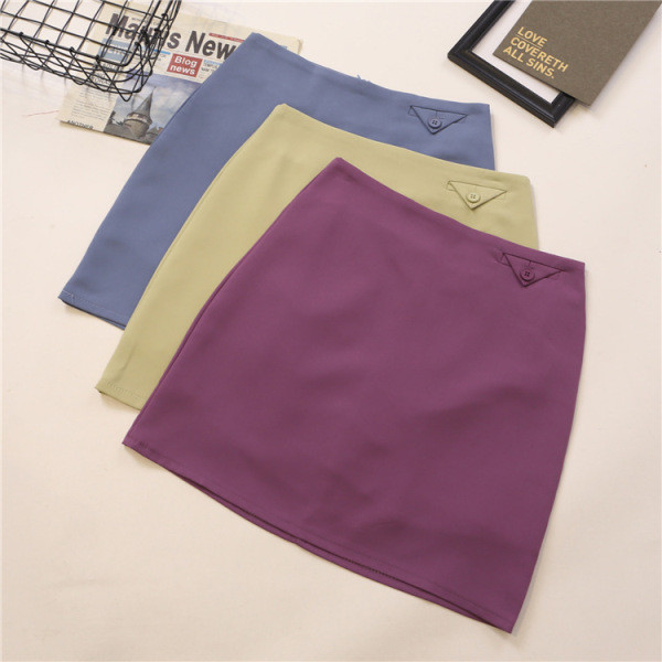 Fusta scurta de dama cu nasture si linie A