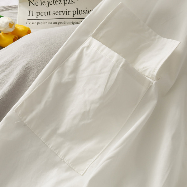 Hosszú női szoknya magas derékkal és csatokkal