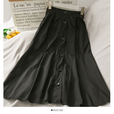 Fusta lunga retro de dama cu talie inalta si nasturi