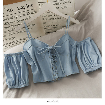 Bluză de damă modernă cu mâneci căzute și cravate