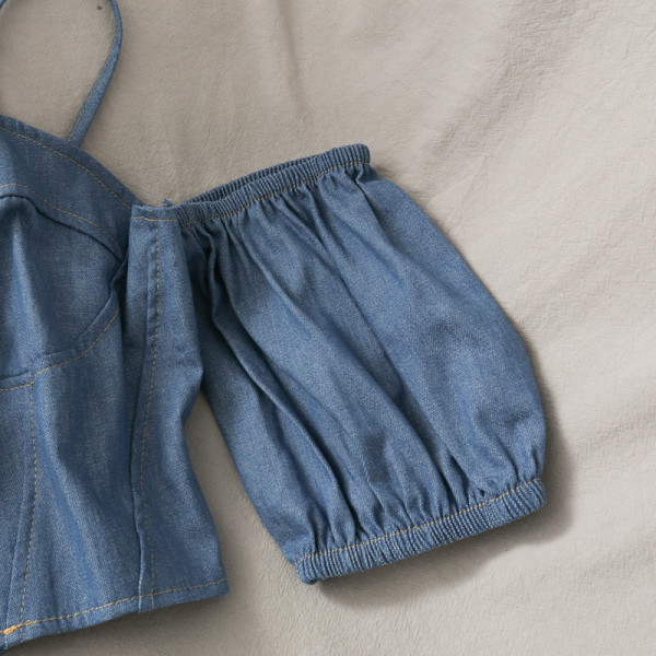 Bluză de damă modernă cu mâneci căzute și cravate