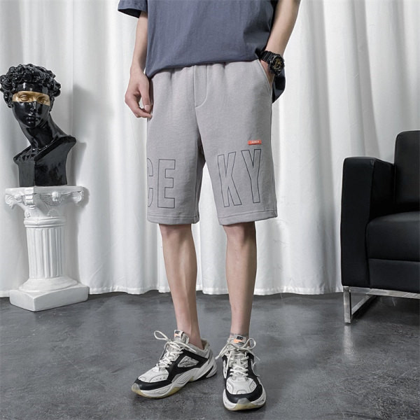 Férfi rövidnadrág felirattal és zsebekkel