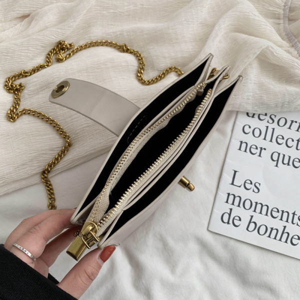 Geanta de dama mini moderna cu maner metalic