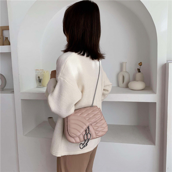 Geantă casual de damă cu mâner lung și lanț