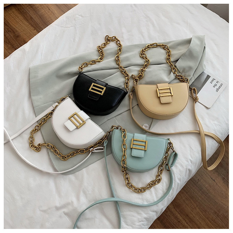 Női mindennapi táska eko bőrből, csattal