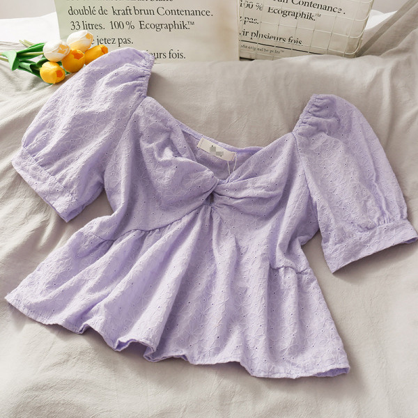 Bluză de damă modernă cu mâneci 3/4 - model decupat