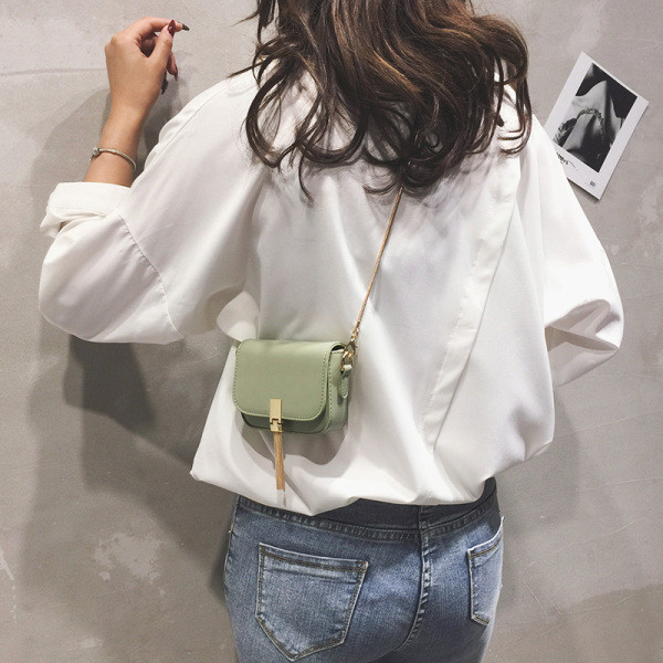 Mini geantă de umăr elegantă pentru femei, cu mâner metalic