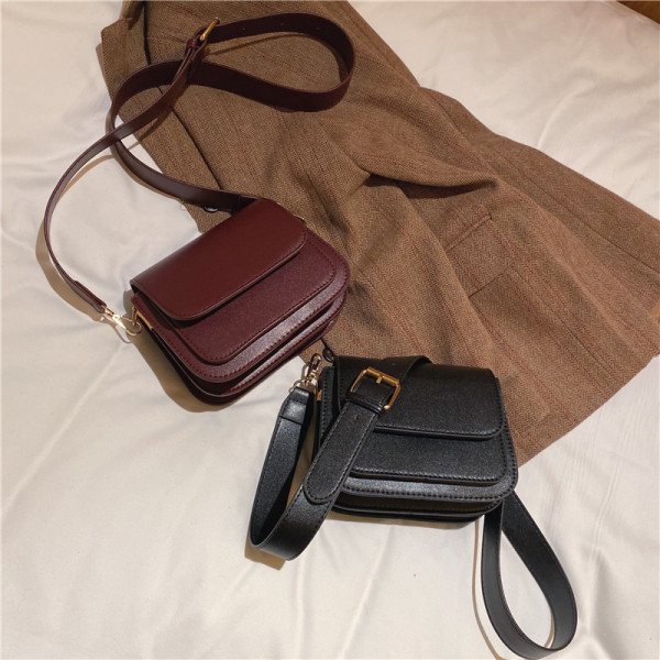 Geanta de dama la zi cu maner lung, model simplu