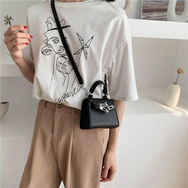 Geanta de dama moderna din piele ecologica cu manere scurte si lungi