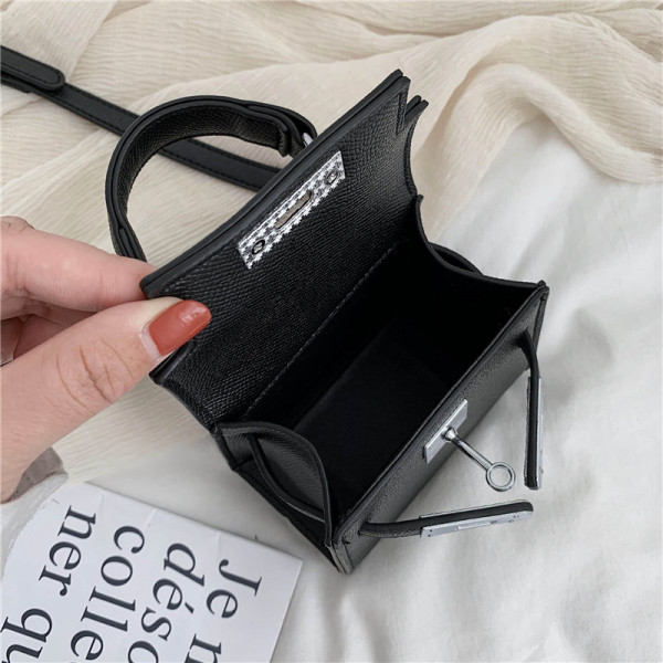 Geanta de dama moderna din piele ecologica cu manere scurte si lungi