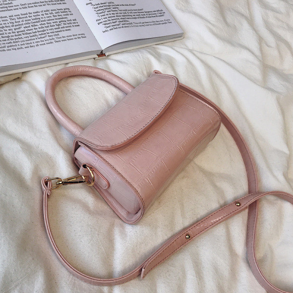 Női táska ekobőr sima modellből