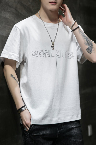 Tricou de bărbați actual cu inscripție și decolteu rotund