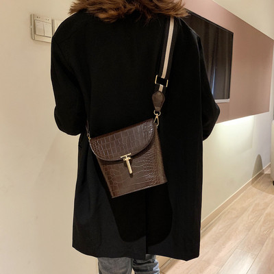 Modern női táska eco bőrből, sima modell