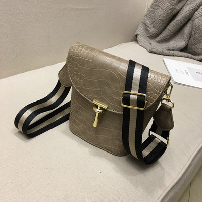 Modern női táska eco bőrből, sima modell