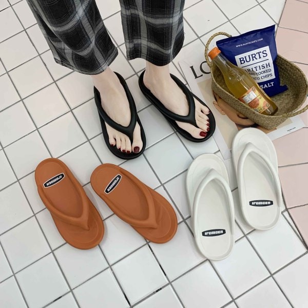 Pludmalei piemērotas ikdienas sieviešu gumijas čības starp pirkstiem