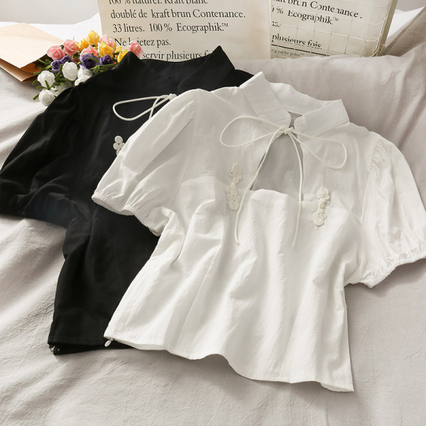 Cămașă retro de damă cu parte decupată și cravate