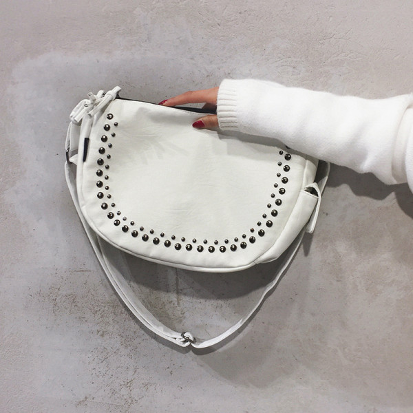 Igapäevane aasadega naiste õlakott