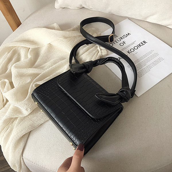 Geanta de dama cu maner lung din piele ecologica