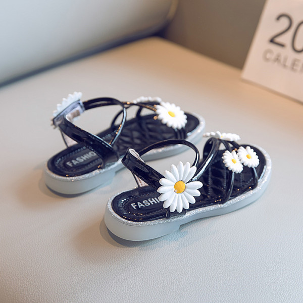 Model nou de sandale pentru copii cu flori pentru fete
