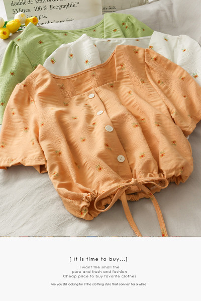 Bluză de damă cu decolteu pătrat și legături în talie