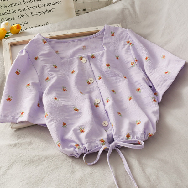 Bluză de damă cu decolteu pătrat și legături în talie